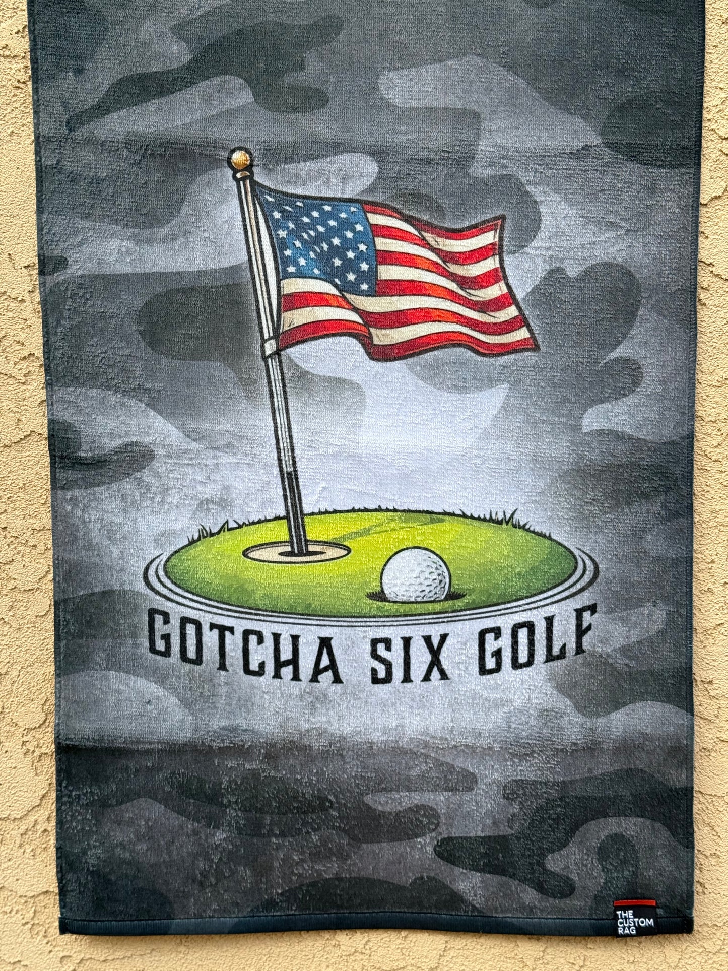 Gotcha Six Golf Towel / Scrubber Towel / Anti Scratch Bristles / Golf Ball Cleaner / Golf Club Cleaner / Microfiber / Camouflage